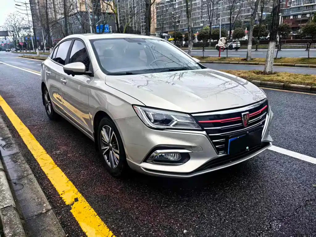 Roewe i5 2019 — фото 3