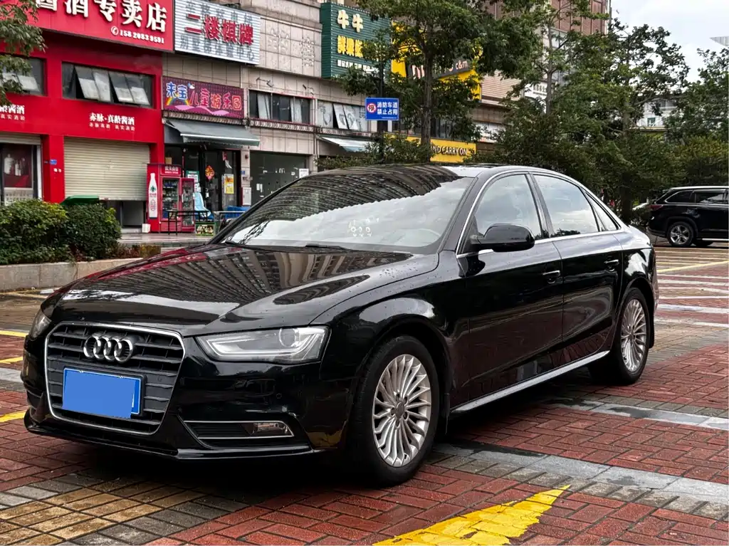 Audi A4L 2013