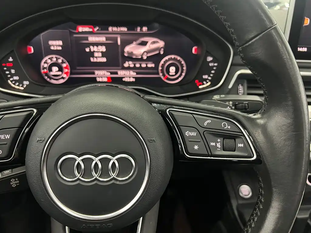 Audi A4L 2019 — фото 18