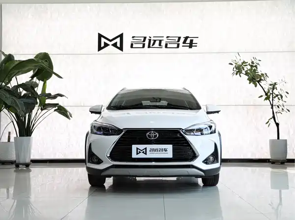 Toyota Yaris L 2023