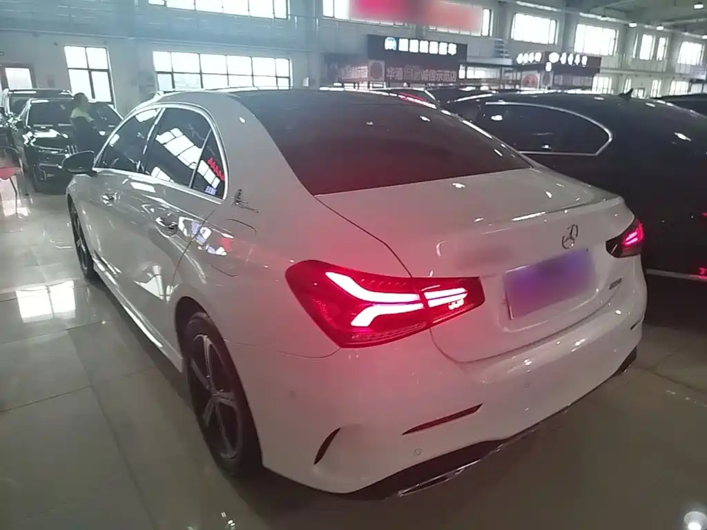 Mercedes-Benz A-Class 2023 — фото 5
