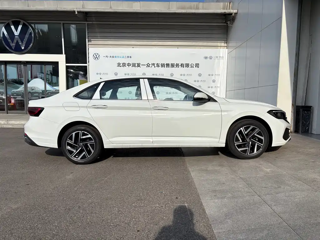 Volkswagen Sagitar 2026