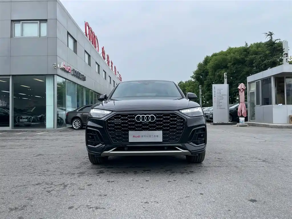 Audi Q5L Sportback 2022 — фото 2