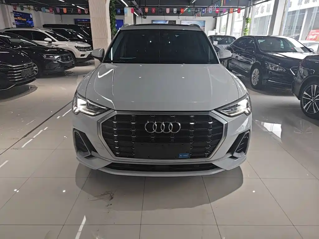 Audi Q3 2021