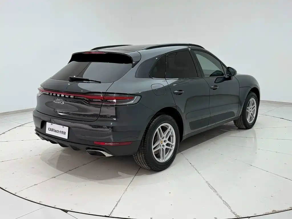 Porsche Macan 2021 — фото 26