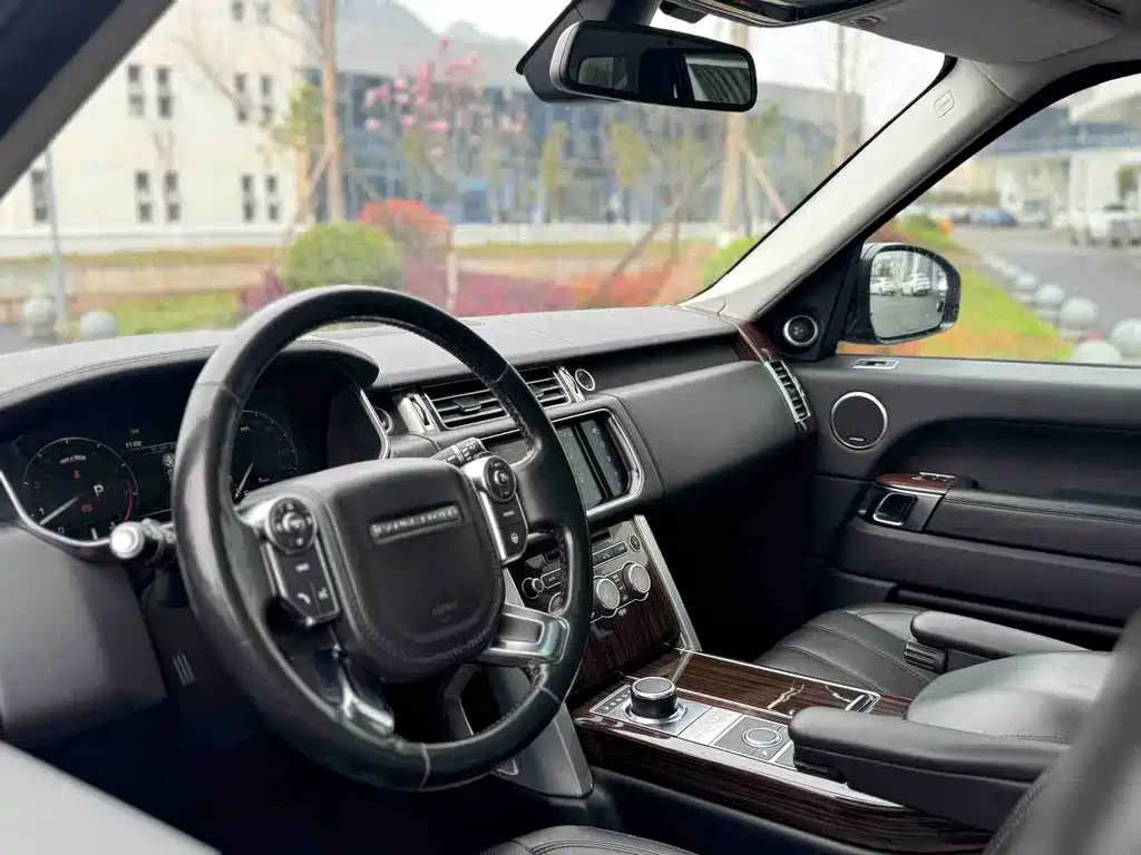 Land Rover Range Rover 2016 — фото 15