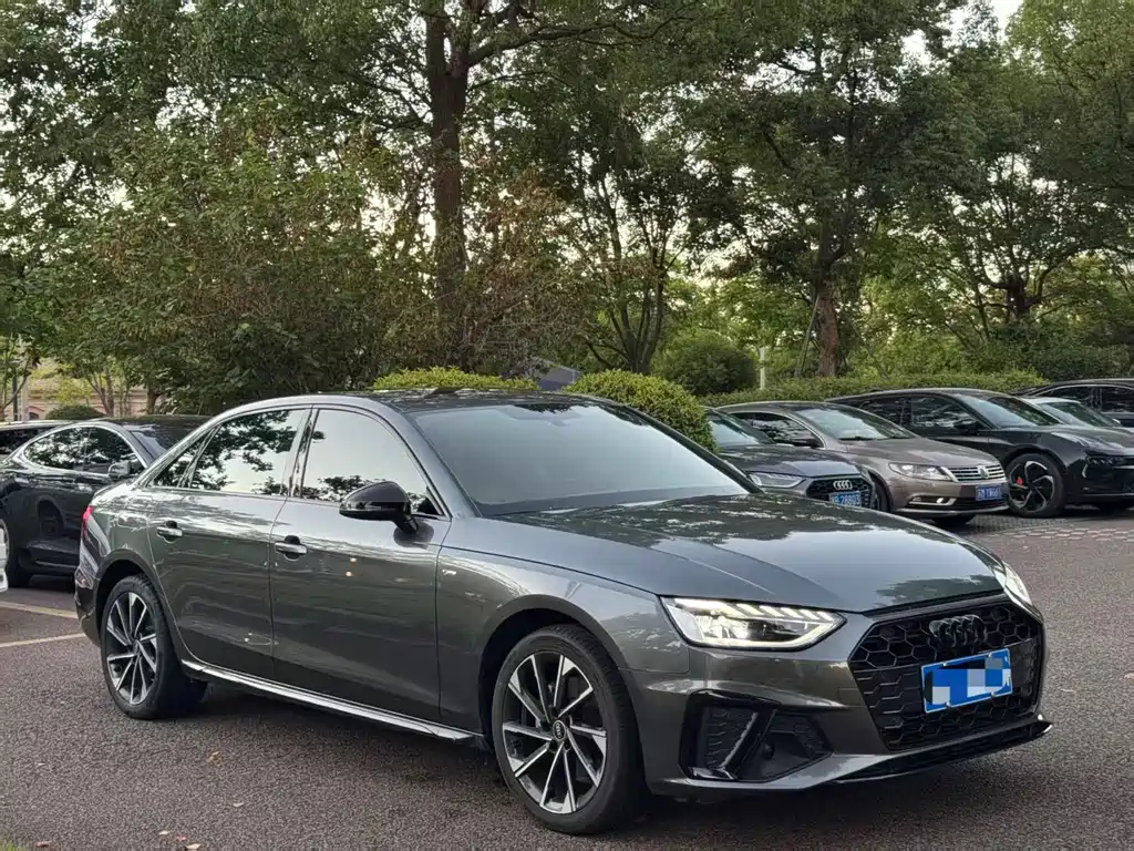 Audi A4L 2023
