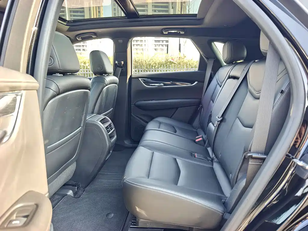 Cadillac XT5 2021 — фото 14