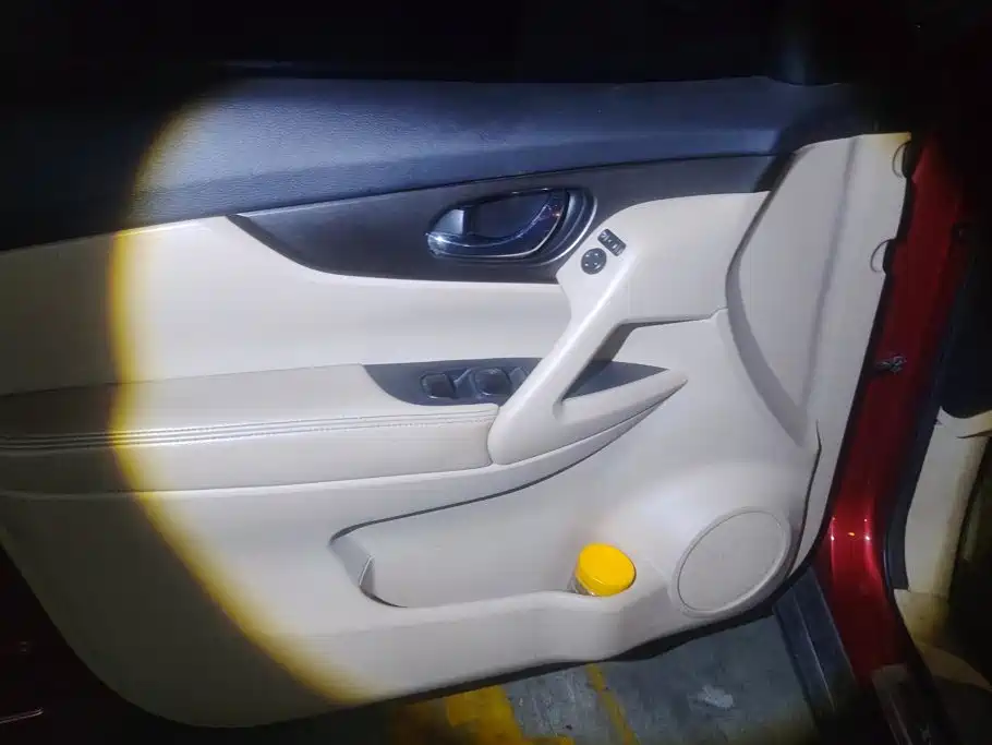 Nissan X-Trail 2015