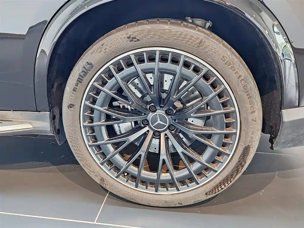 Mercedes-Benz GLC AMG 2025 — фото 15