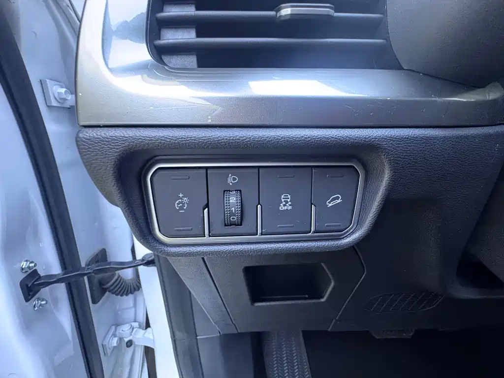 Haval H6 2023 — фото 17