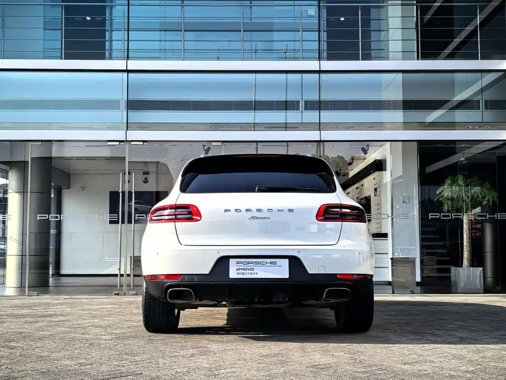 Porsche Macan 2016 — фото 7