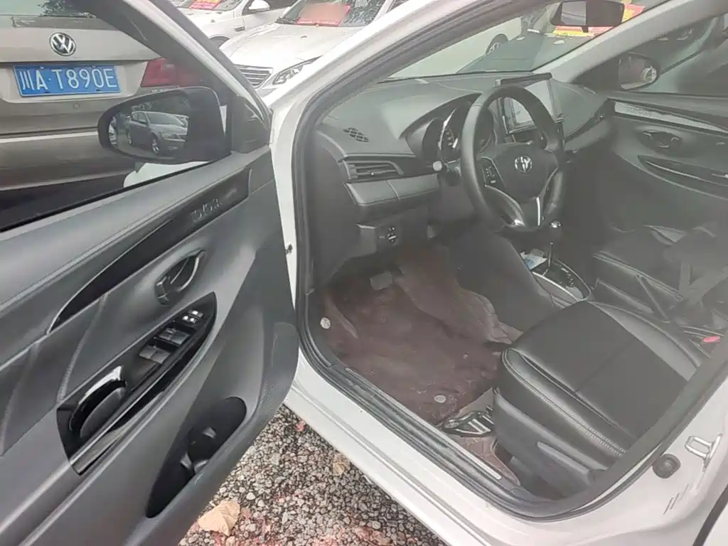 Toyota Vios FS 2023 — фото 16