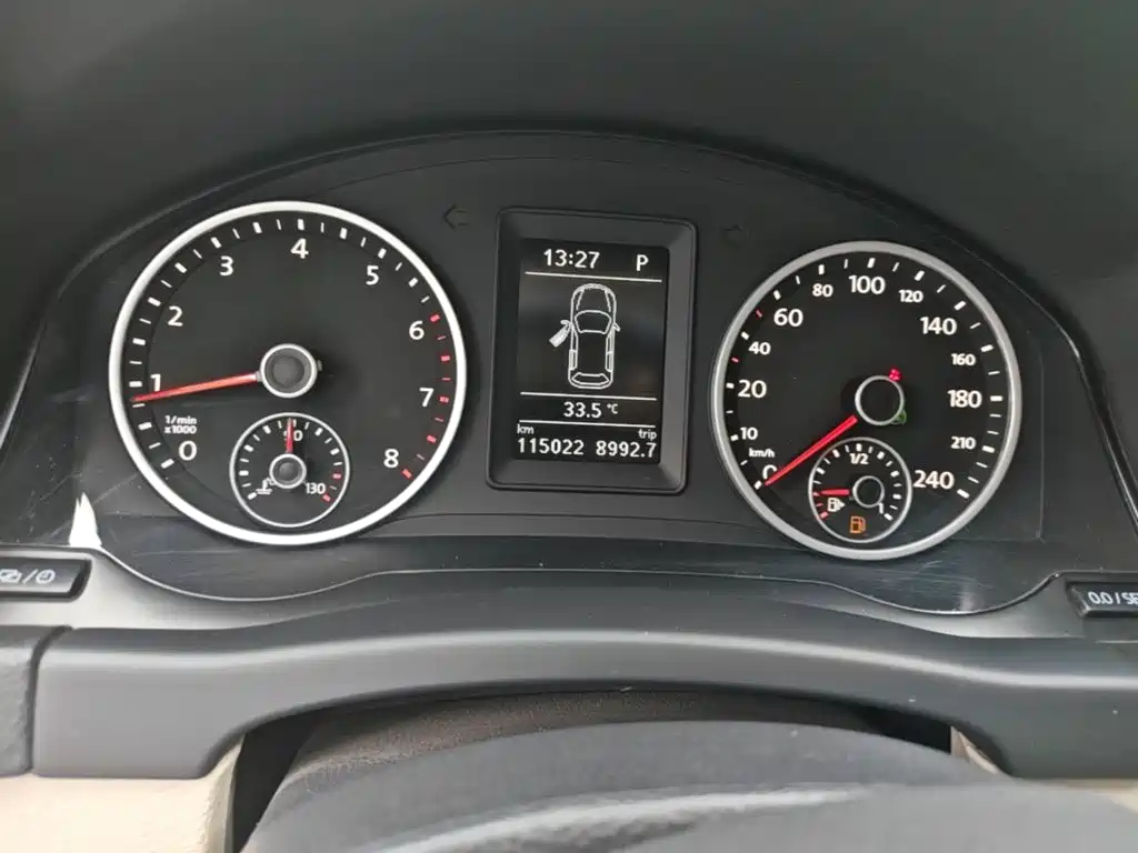 Volkswagen Tiguan 2015 — фото 12