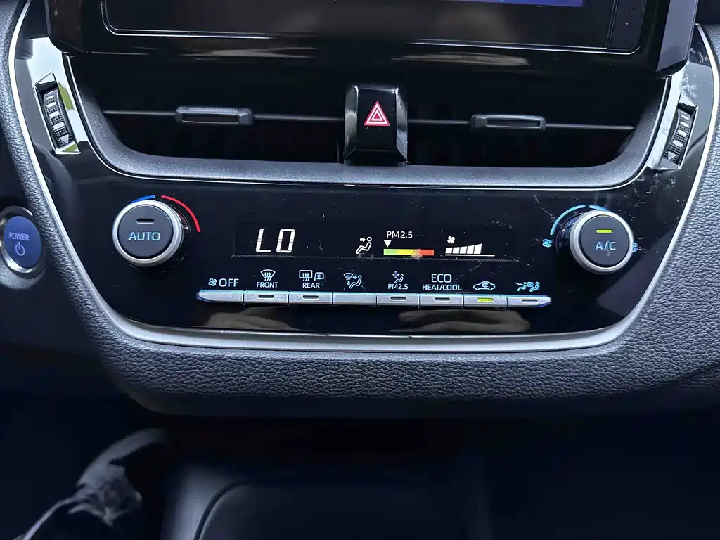 Toyota Corolla 2022 — фото 15