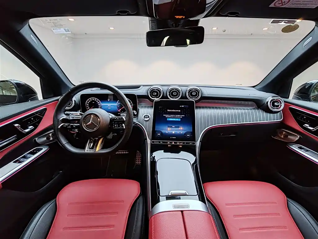 Mercedes-Benz GLC AMG 2025 — фото 7