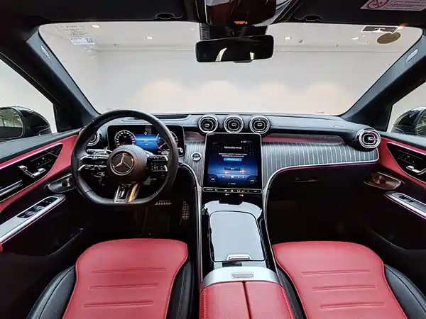 Mercedes-Benz GLC AMG 2025