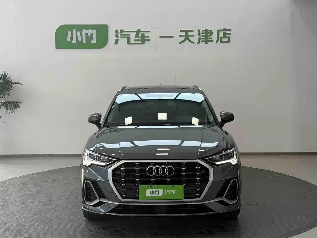 Audi Q3 2022 — фото 2