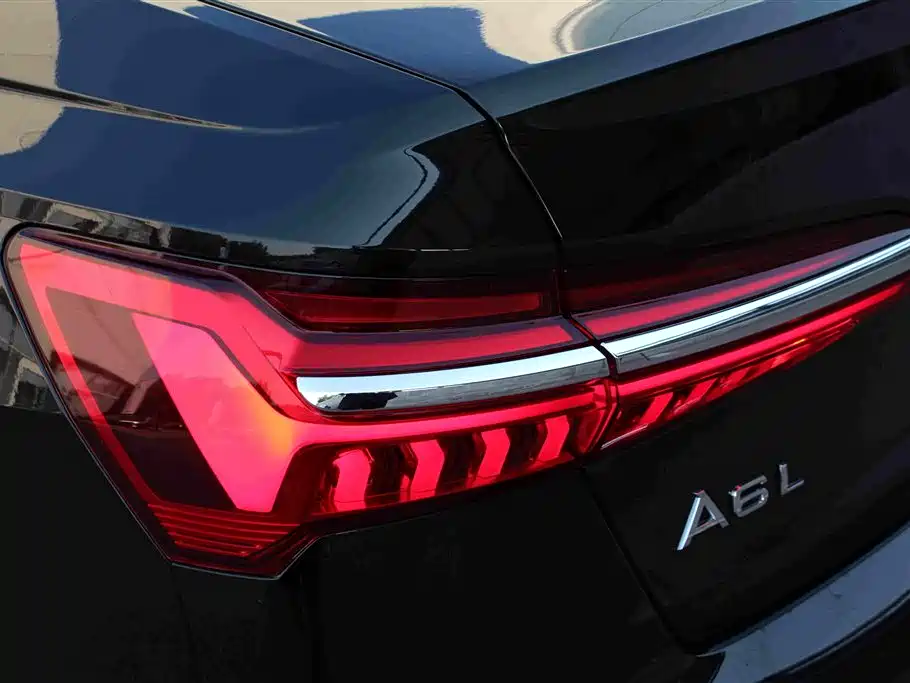 Audi A6L 2024 — фото 12