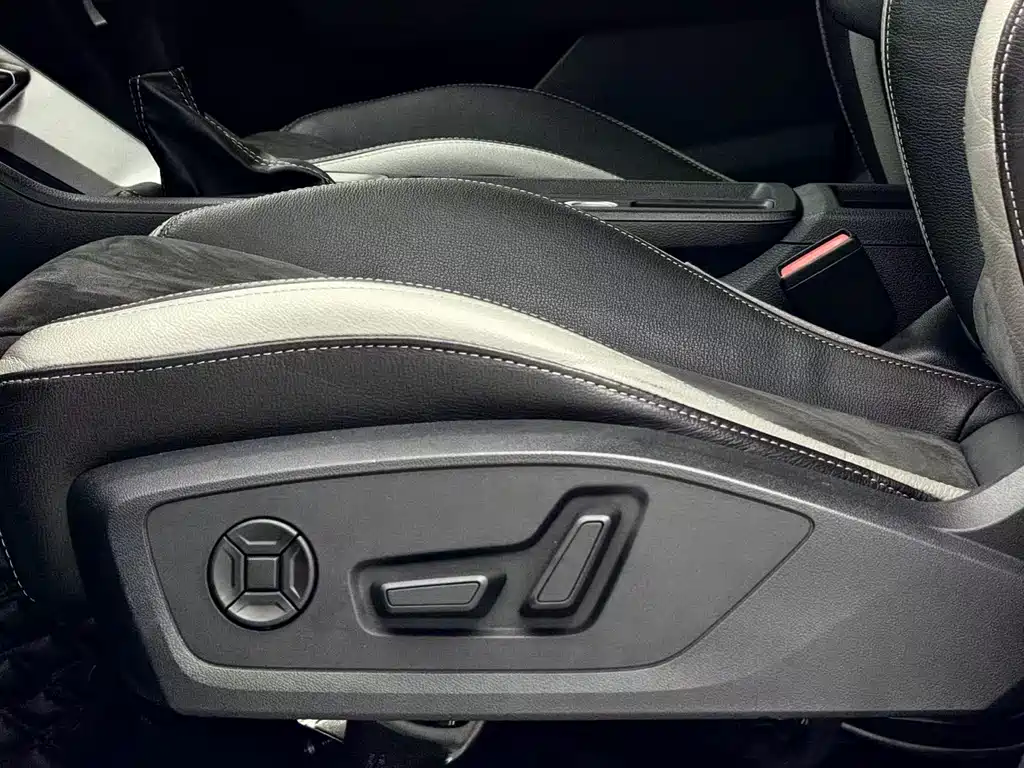 Audi Q3 2021 — фото 18