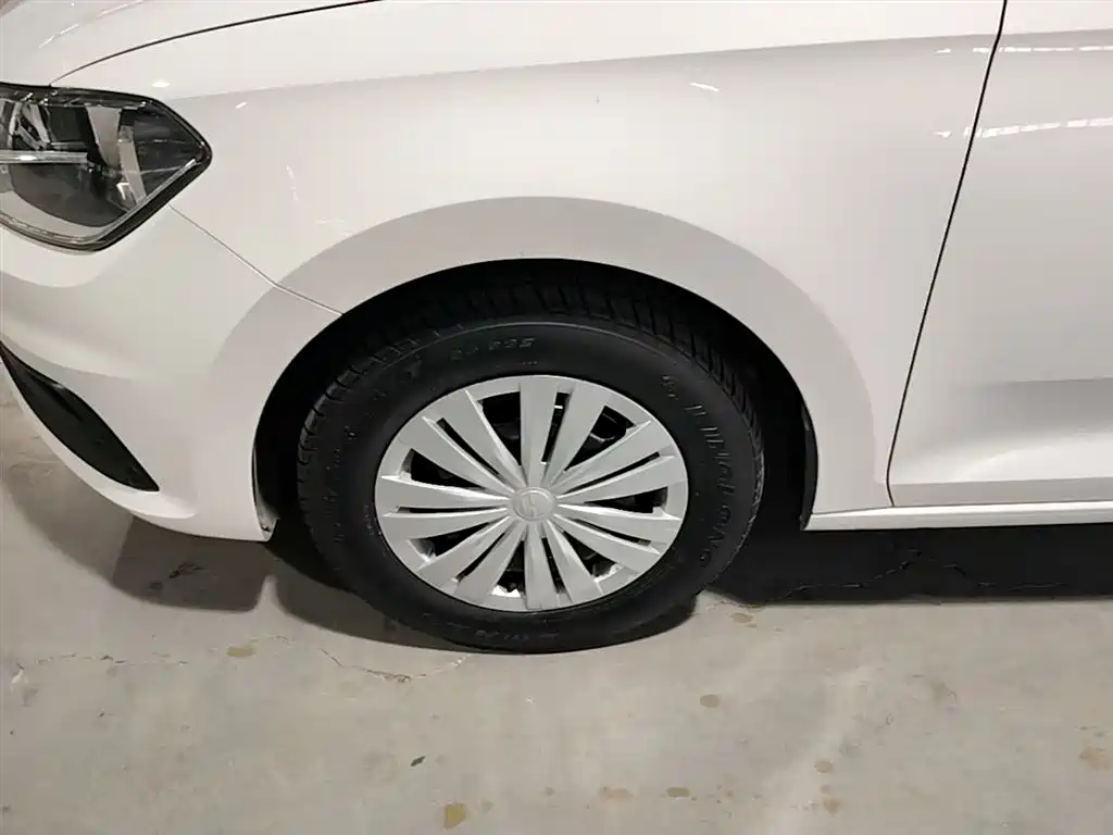 Volkswagen Santana 2019 — фото 23