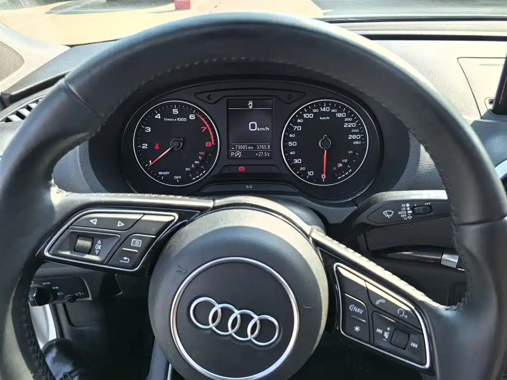 Audi A3 2018 — фото 14