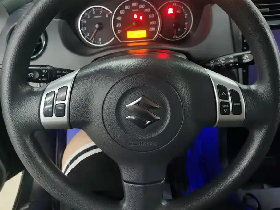Suzuki Swift 2017 — фото 15