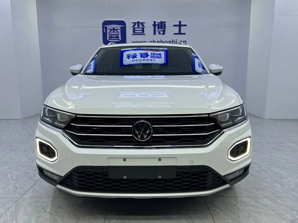 Volkswagen T-Roc 2023 — фото 2