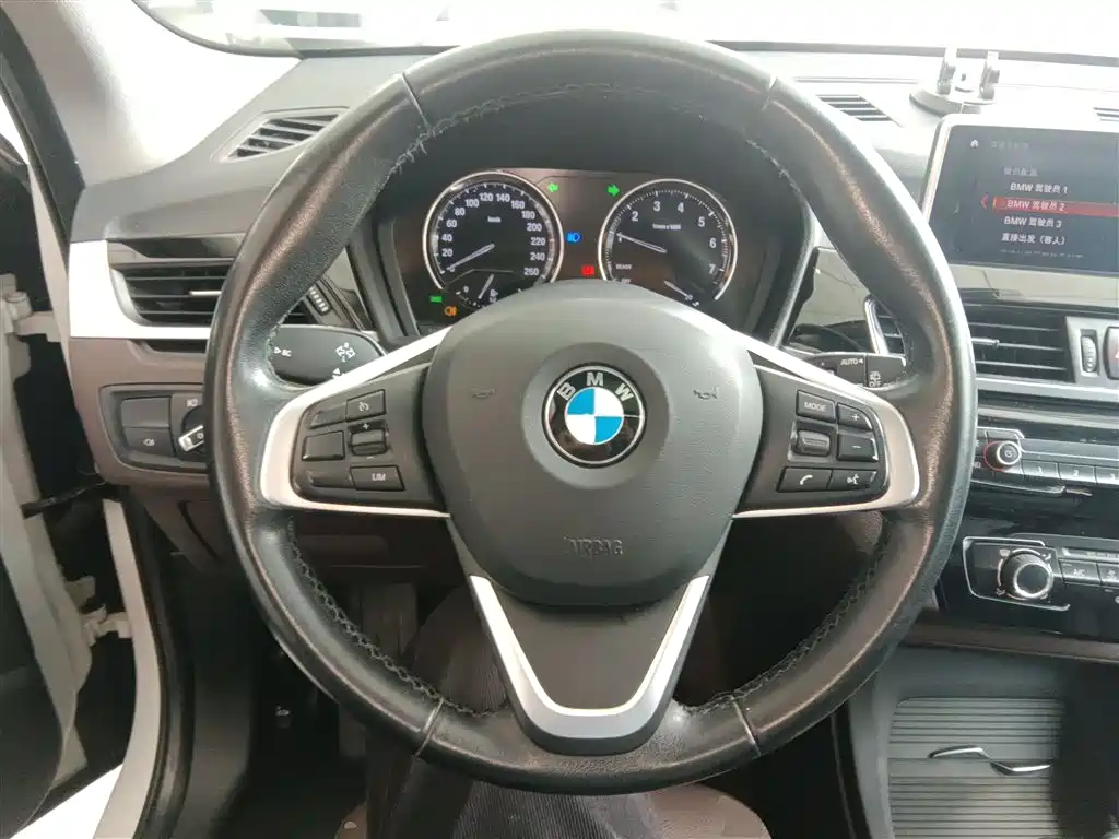 BMW X1 2020 — фото 11