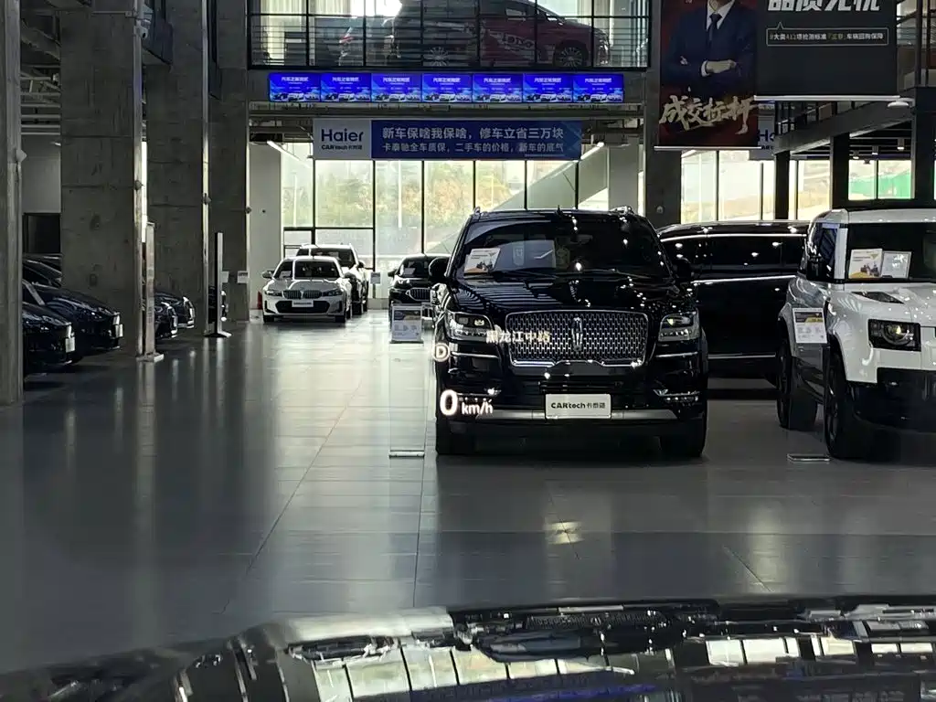 Land Rover Range Rover Sport 2023 — фото 25