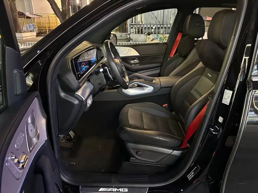 Mercedes-Benz GLE AMG 2025 — фото 6