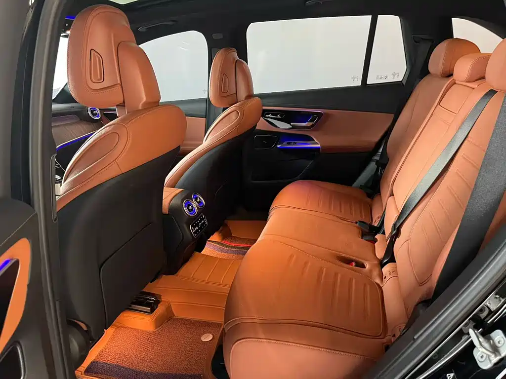Mercedes-Benz GLC 2024