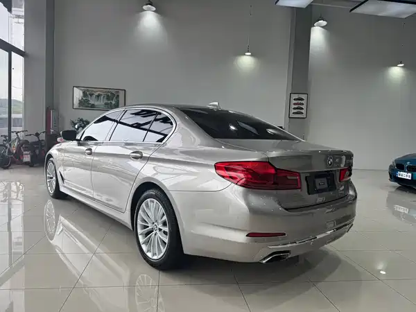 BMW 5 Series 2020