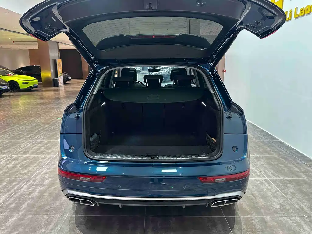 Audi Q5L 2022 — фото 29