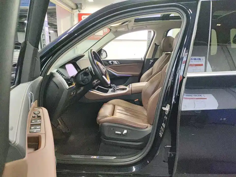 BMW X5 2021