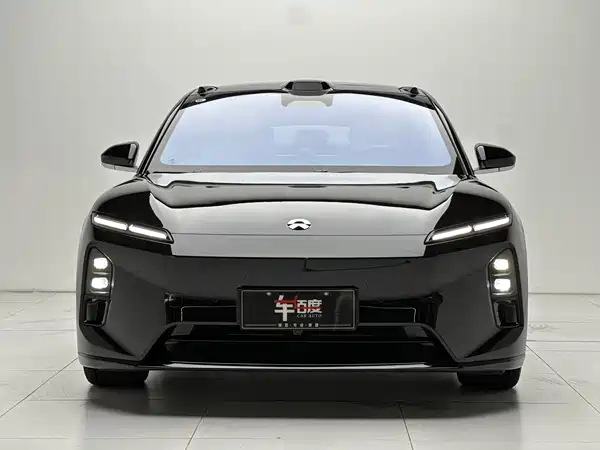 NIO ET5T 2025
