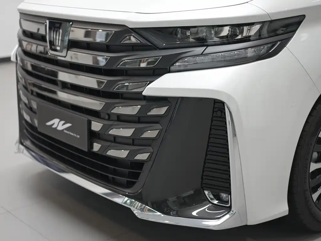 Toyota Vellfire — фото 6