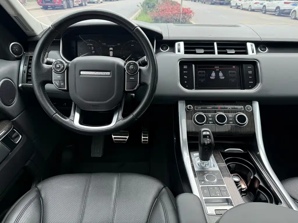 Land Rover Sport 2015 — фото 9