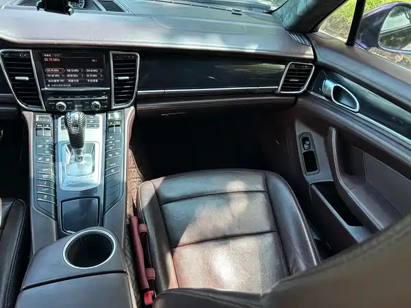 Porsche Panamera 2011