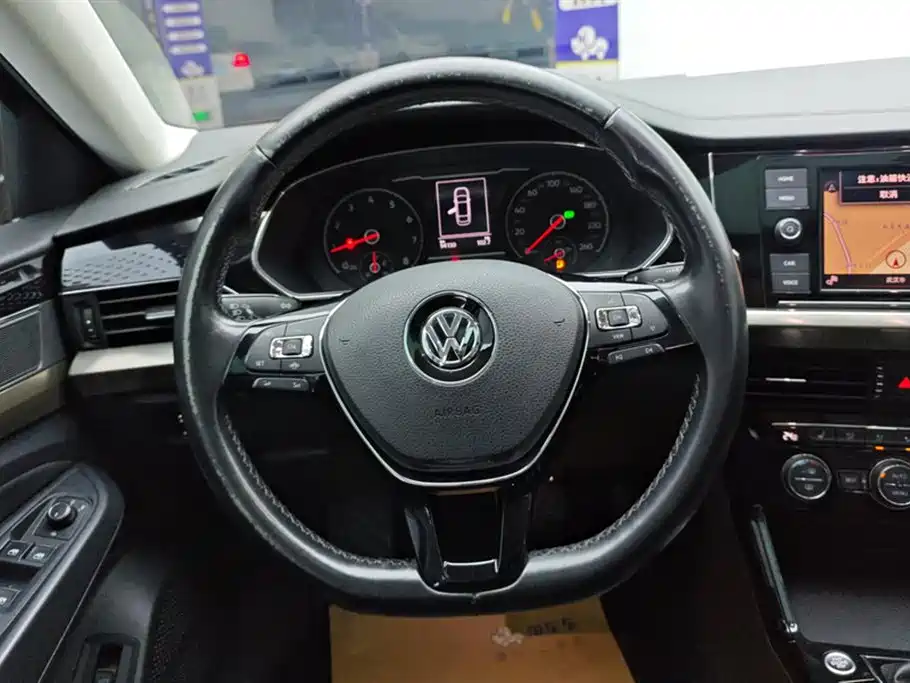 Volkswagen Passat 2019 — фото 15