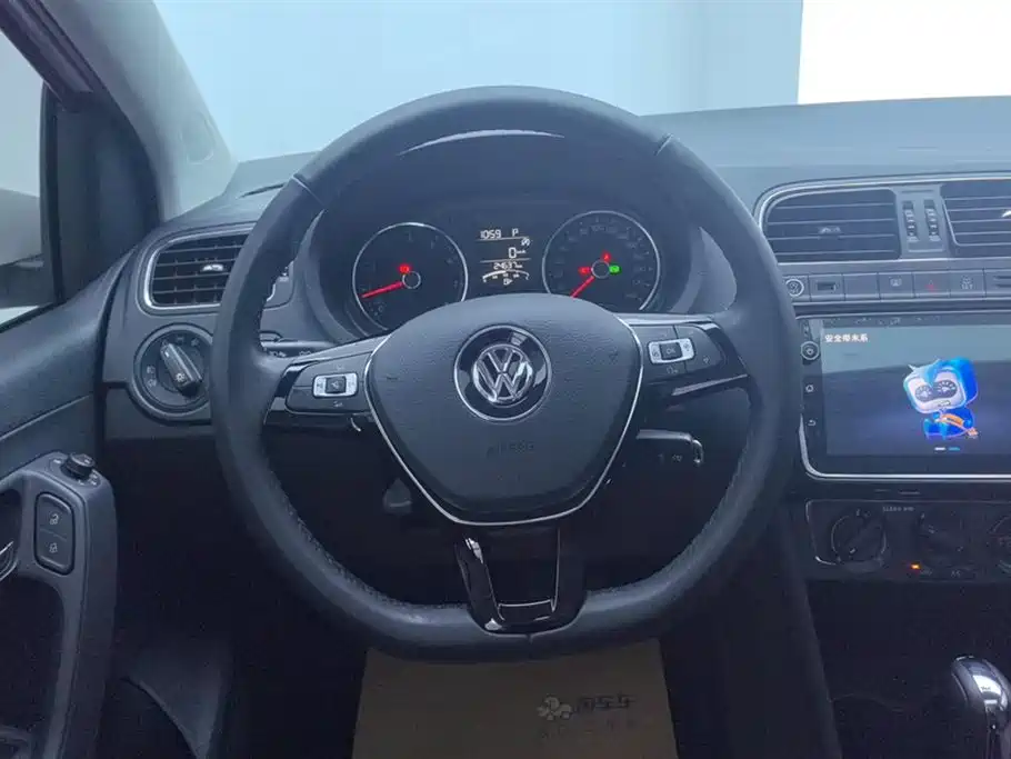 Volkswagen Polo 2018 — фото 15