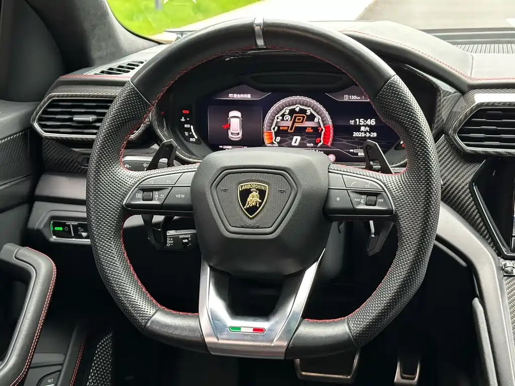 Lamborghini Urus 2021 — фото 16