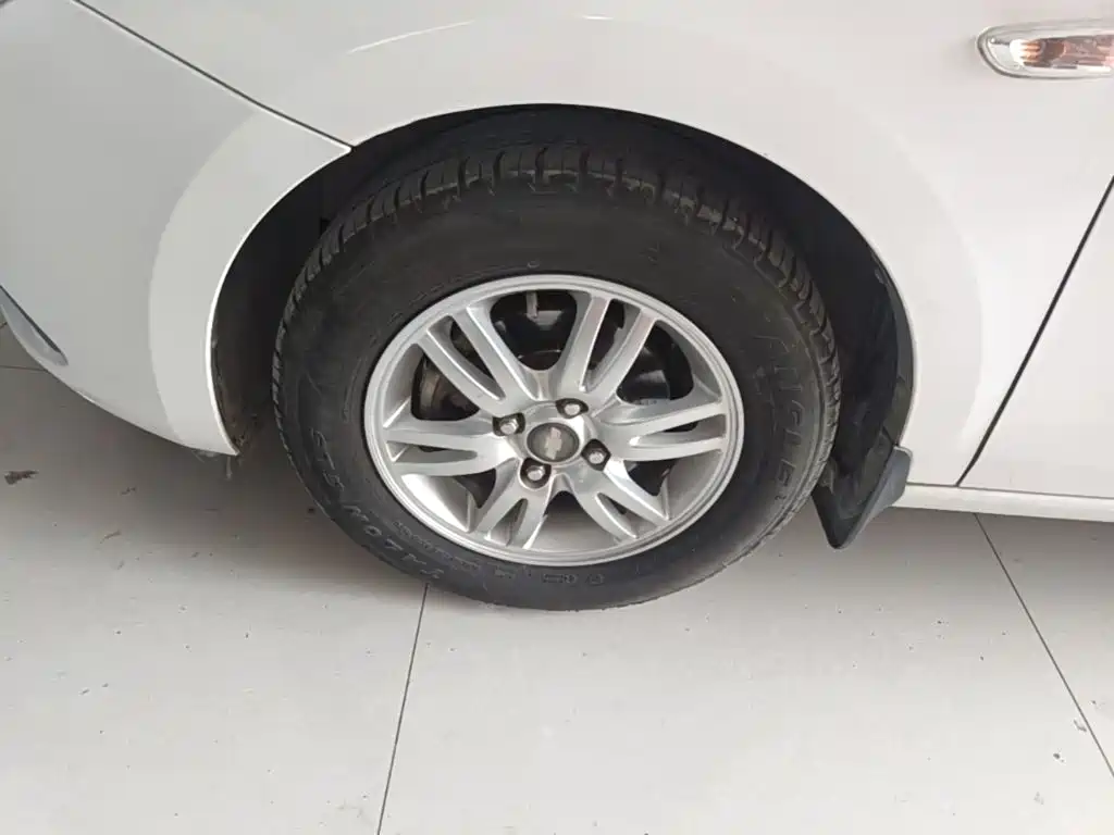 Chevrolet Sail 2015 — фото 23