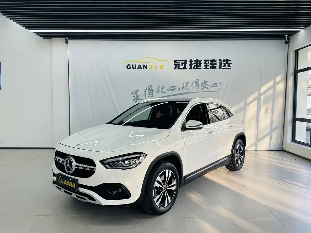 Mercedes-Benz GLA 2023