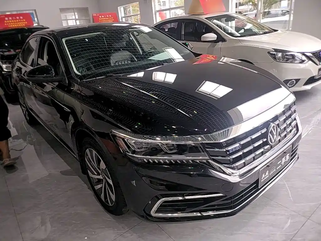 Volkswagen Passat PHEV 2021