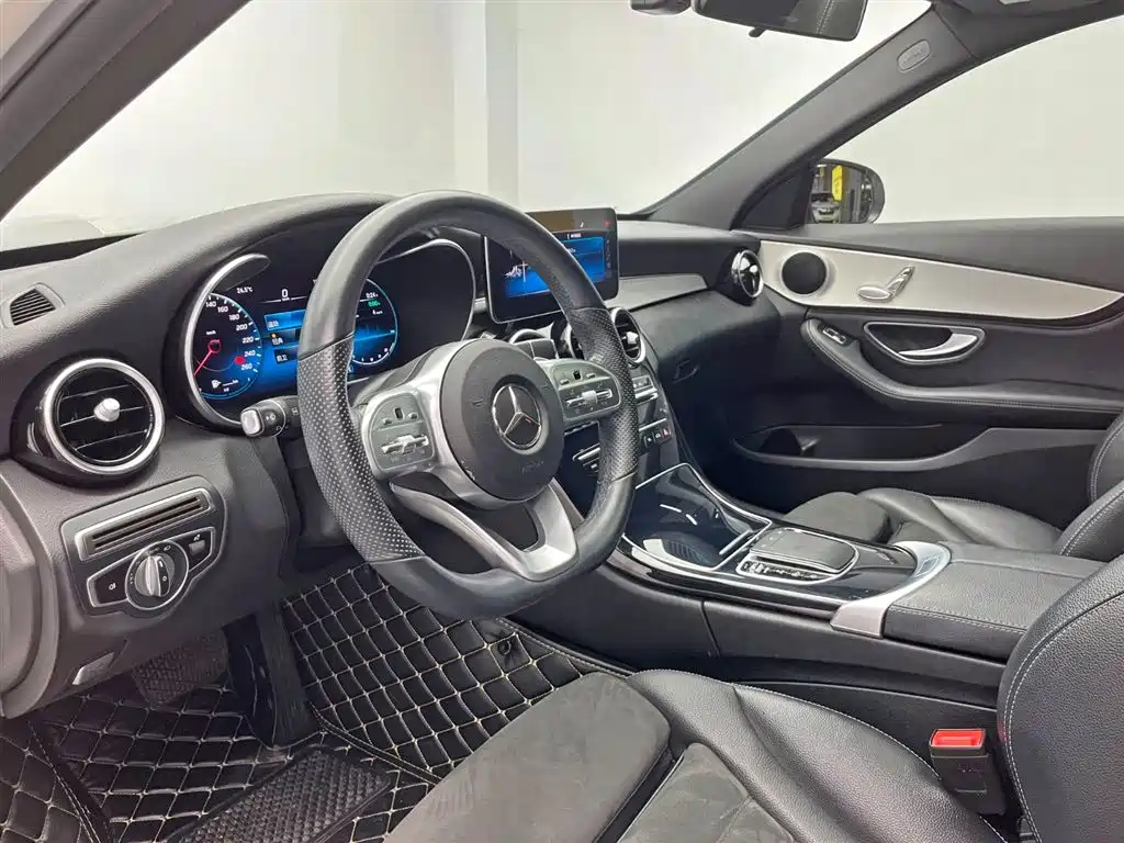 Mercedes-Benz C-Class 2020 — фото 13