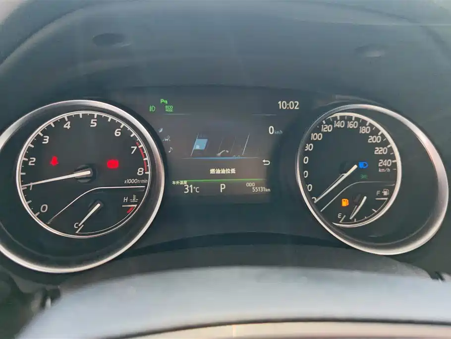Toyota Camry 2020 — фото 14