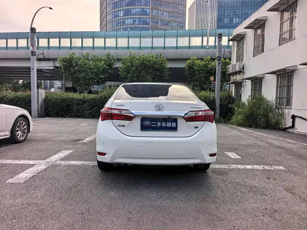 Toyota Corolla 2015