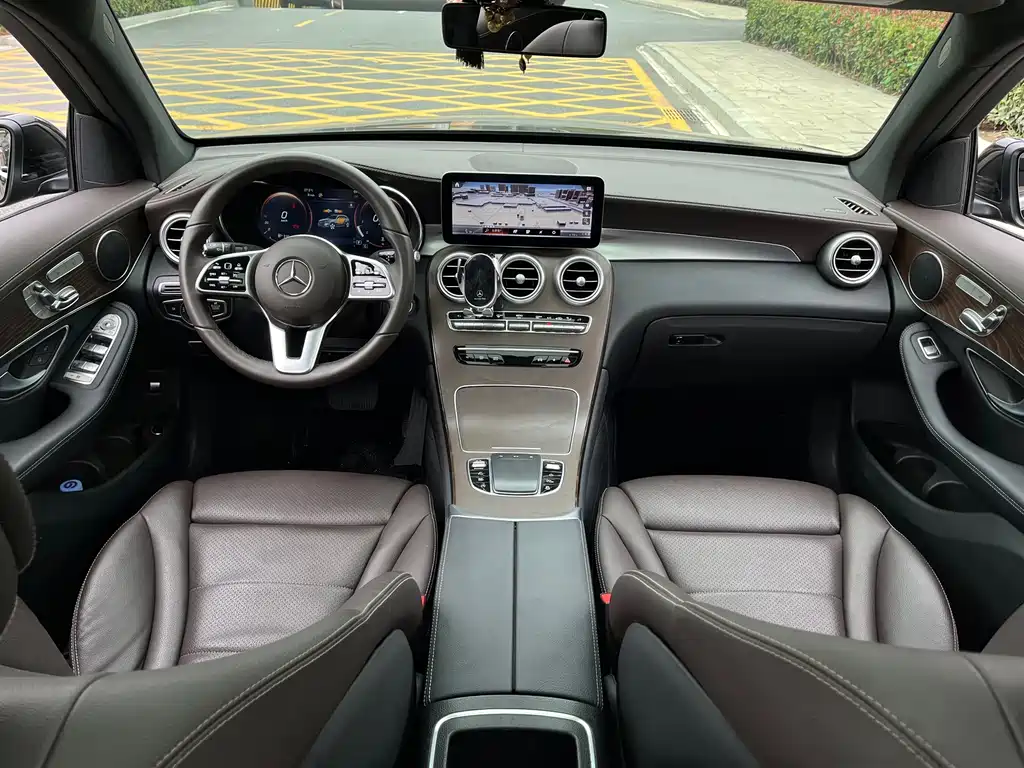 Mercedes-Benz GLC 2023 — фото 14