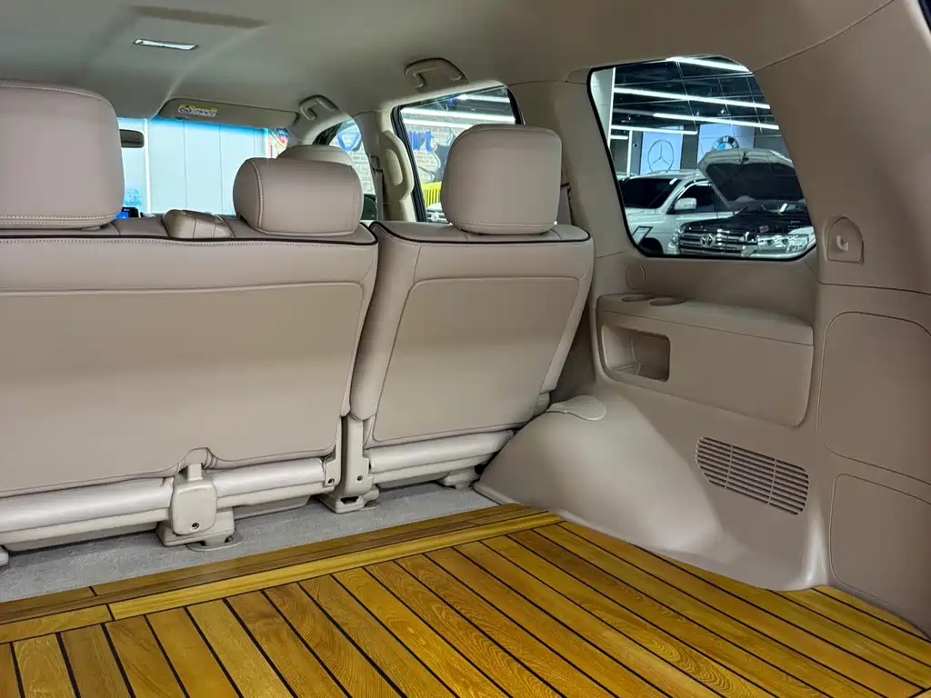 Toyota Land Cruiser 2015 — фото 15